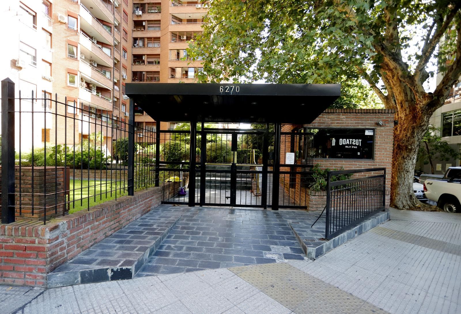 Apartment for Sale: 3-room + additional rooms and a 4th room. River view