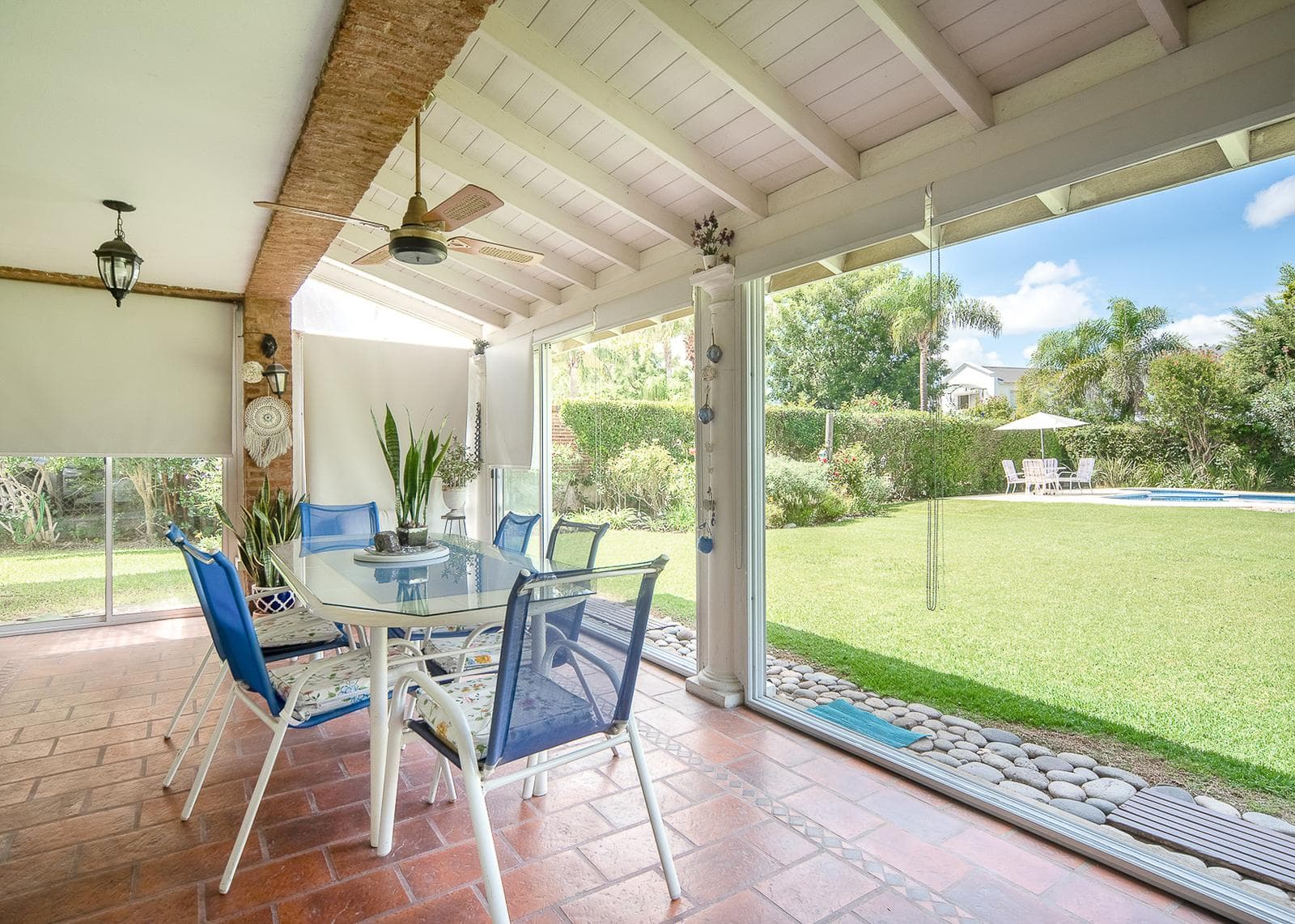 5-room house for sale with a pool, Septiembre Gated Community, Escobar