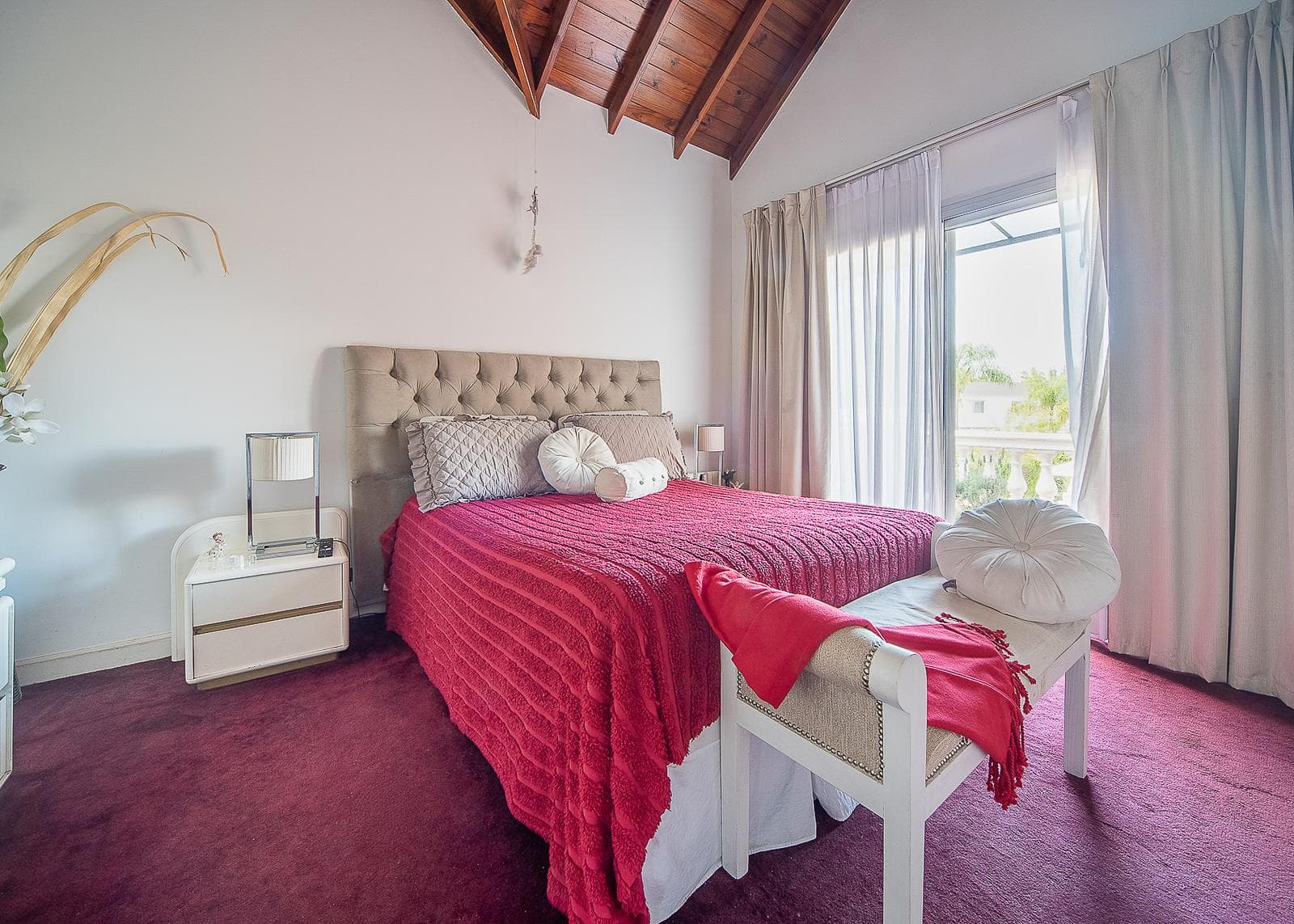 5-room house for sale with a pool, Septiembre Gated Community, Escobar