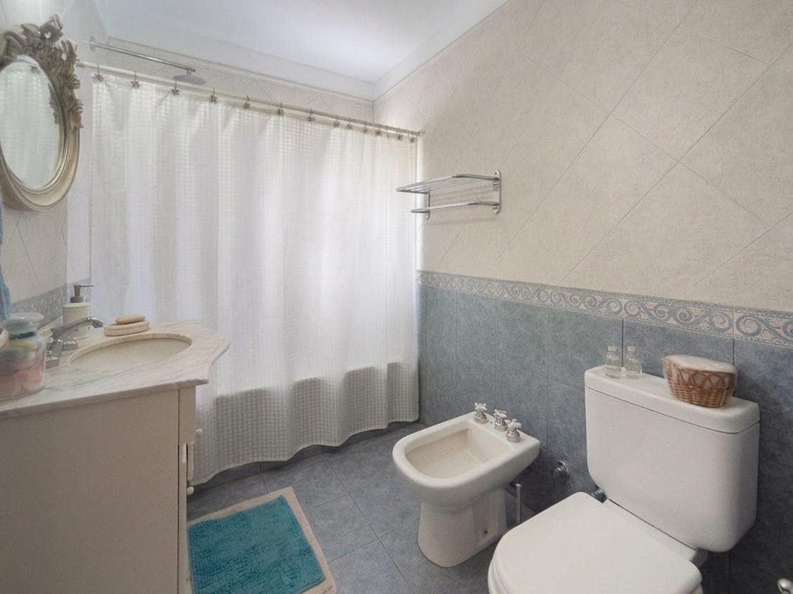 5-room house for sale with a pool, Septiembre Gated Community, Escobar
