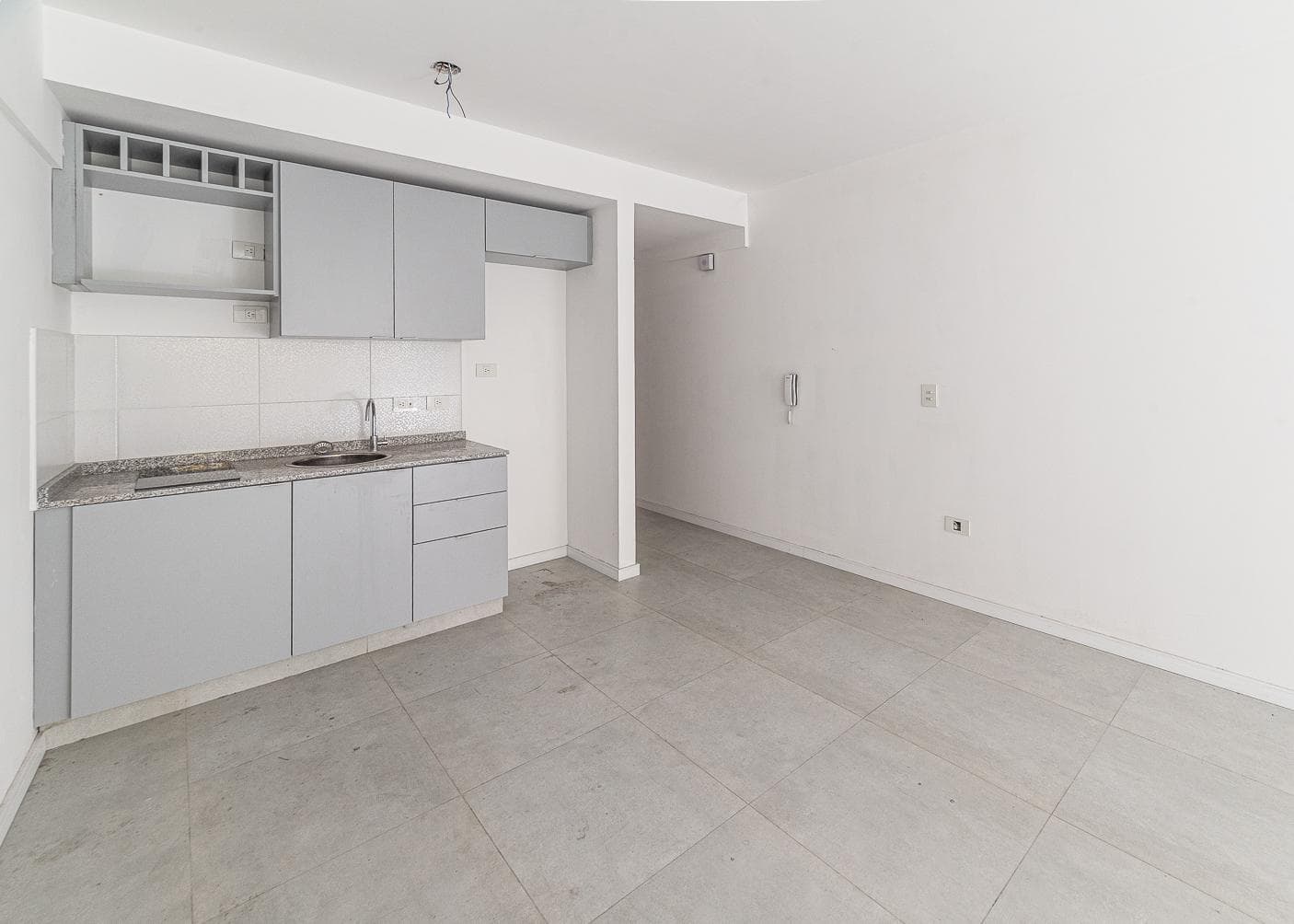STUDIO APARTMENT FOR SALE IN RECOLETA