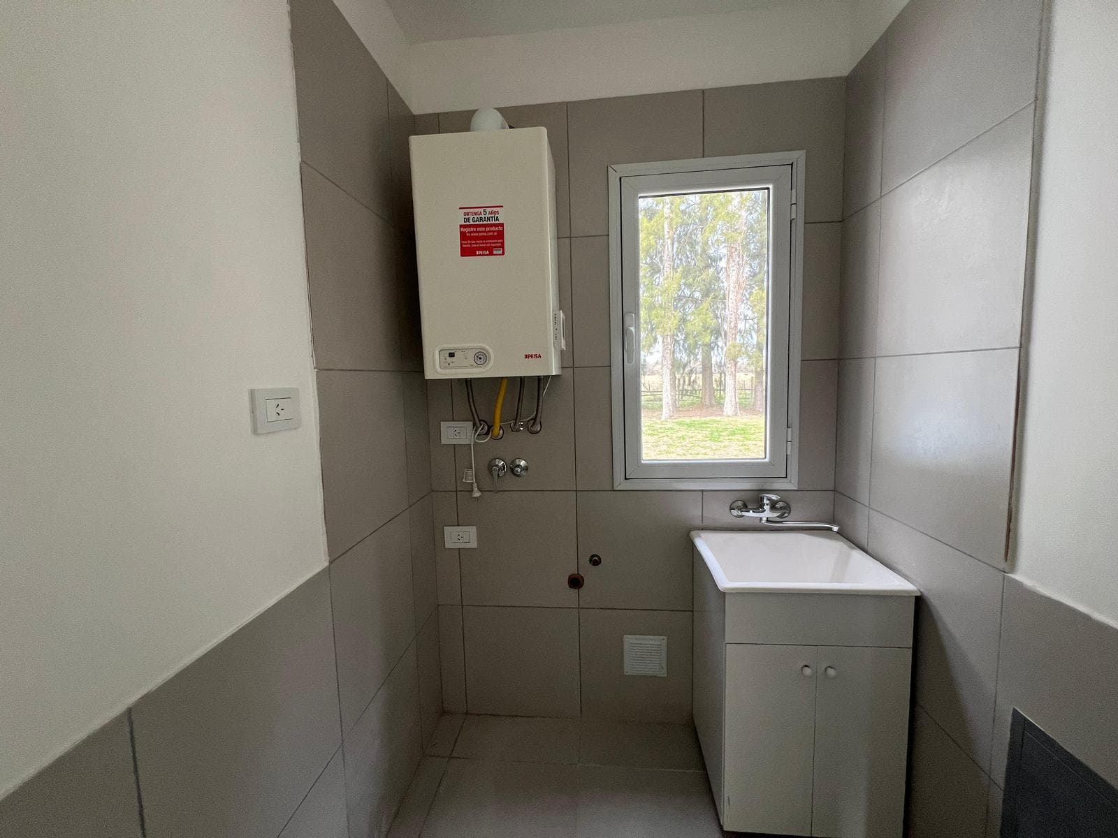 House for Sale with Garden and Pool in Canning
