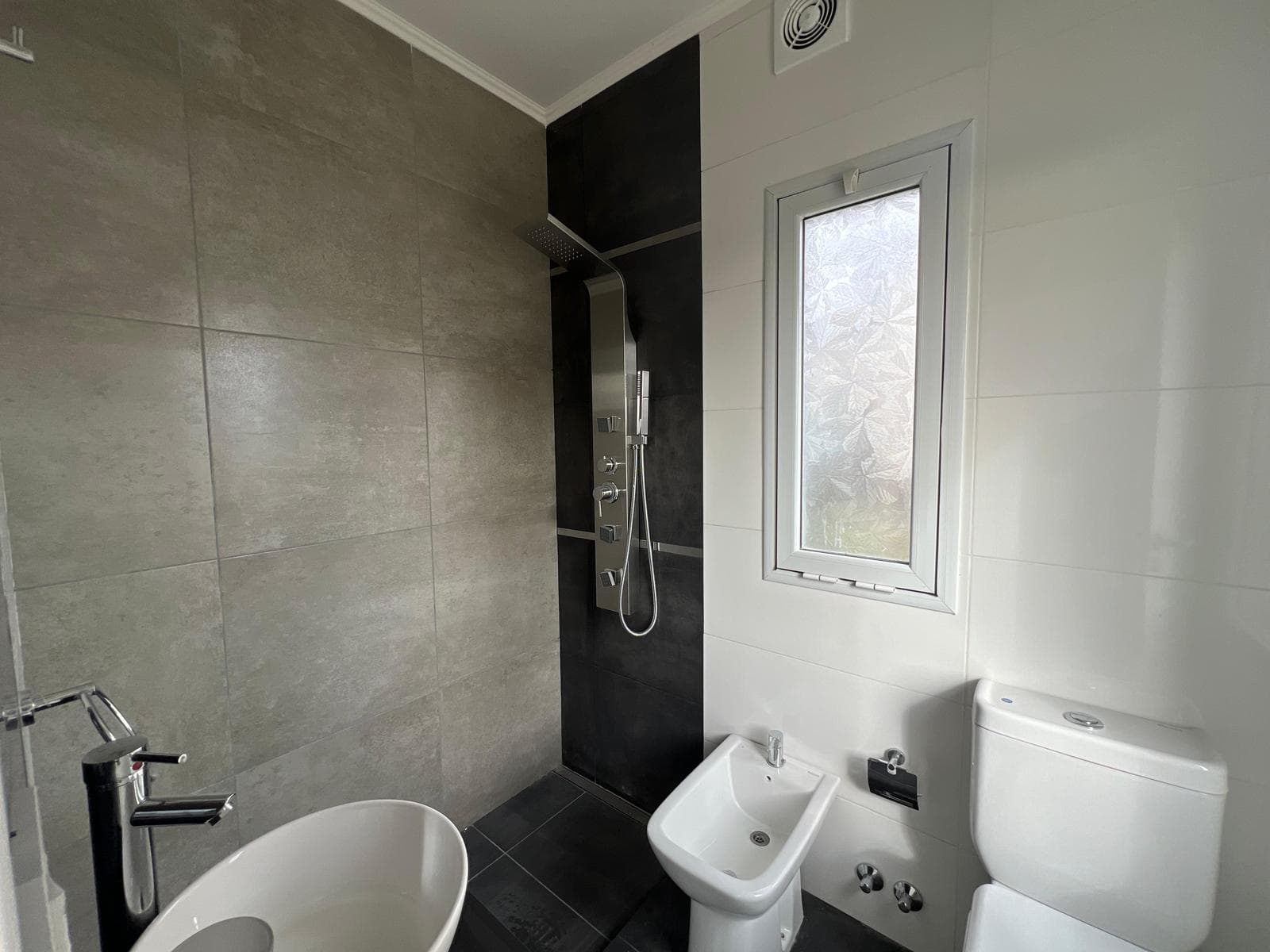 House for Sale with Garden and Pool in Canning