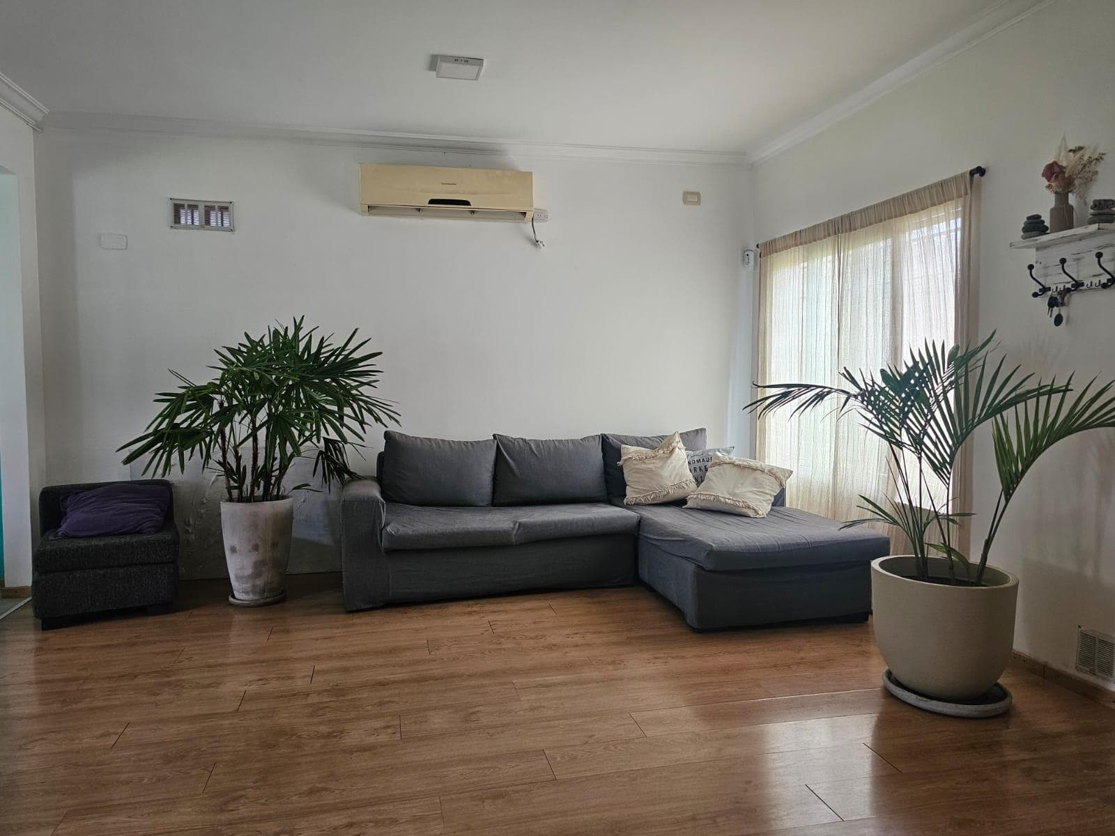 House for sale with a large garden. Credit or trade accepted.
