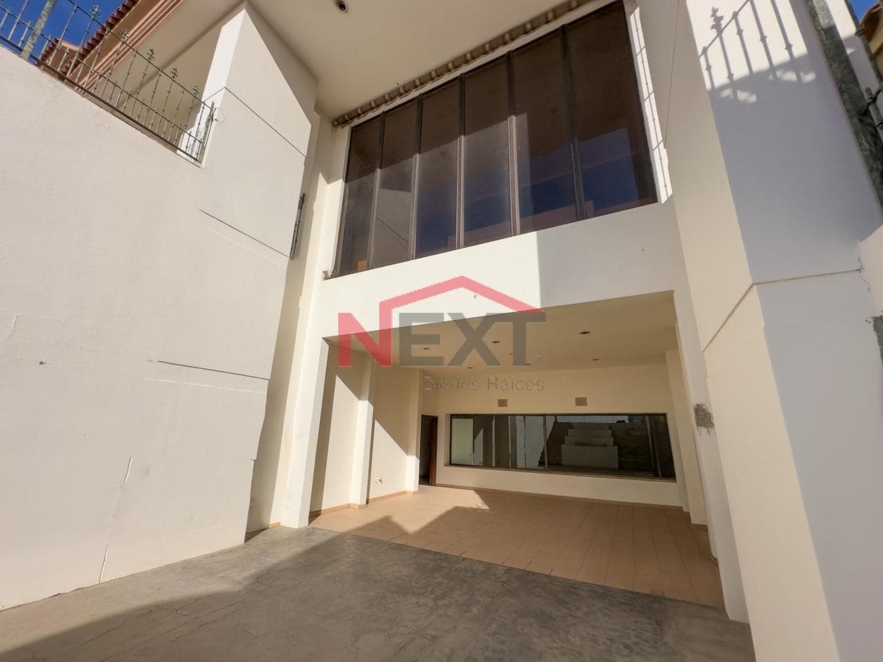 HOUSE FOR SALE IN THE PITIC NEIGHBORHOOD