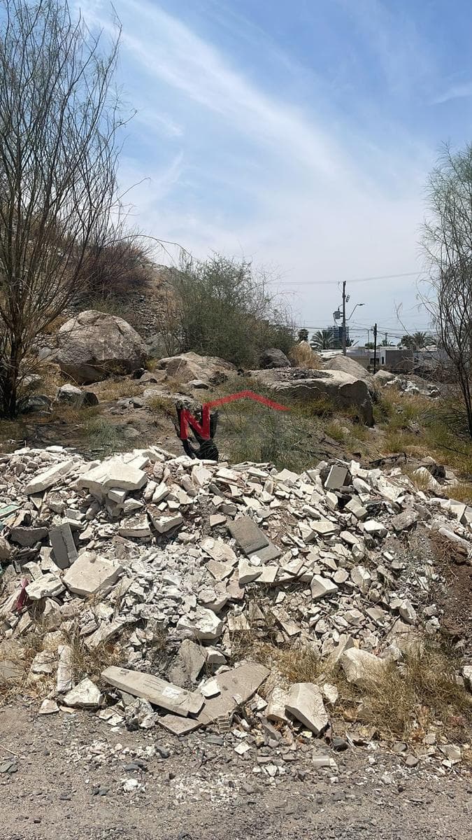 LAND FOR SALE IN THE CUARTEL PITIC NEIGHBORHOOD