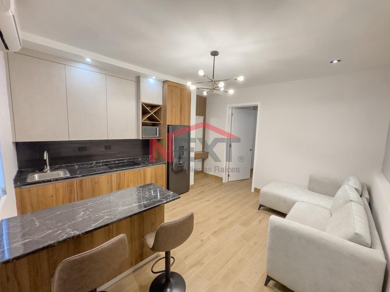 APARTMENT FOR RENT IN THE BUGAMBILIA NEIGHBORHOOD