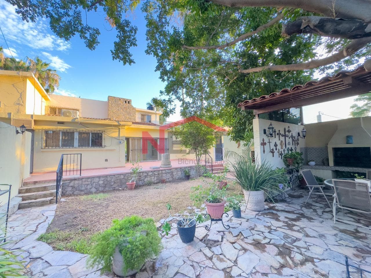 House for sale in Col. Pitic