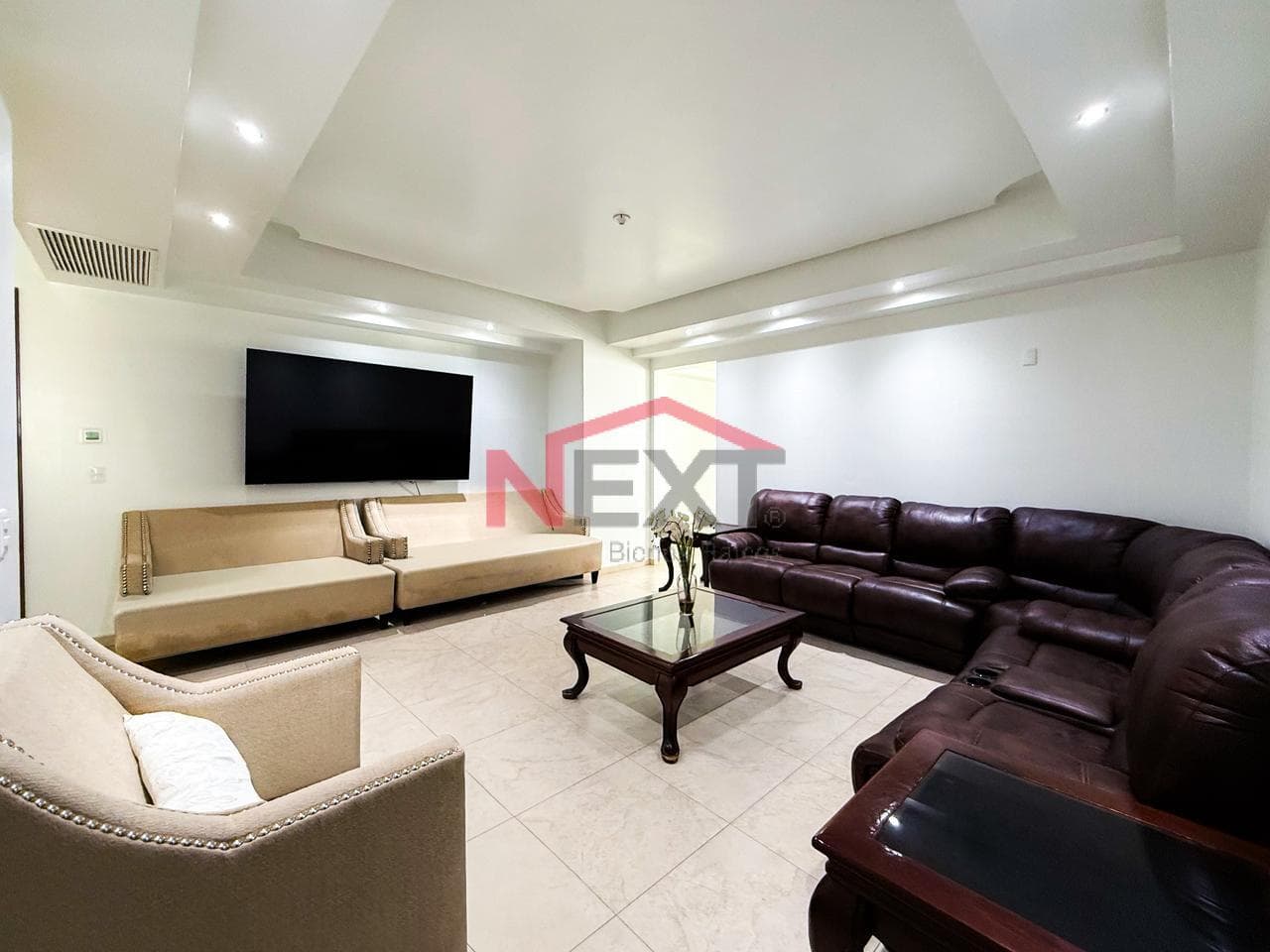 HOUSE FOR SALE IN LA RIOJA RESIDENTIAL