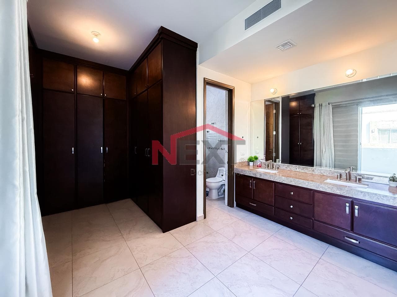 HOUSE FOR SALE IN LA RIOJA RESIDENTIAL