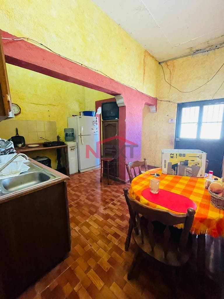 COLONIAL-STYLE HOTEL FOR RENT ON THE URES HIGHWAY AT KM 54