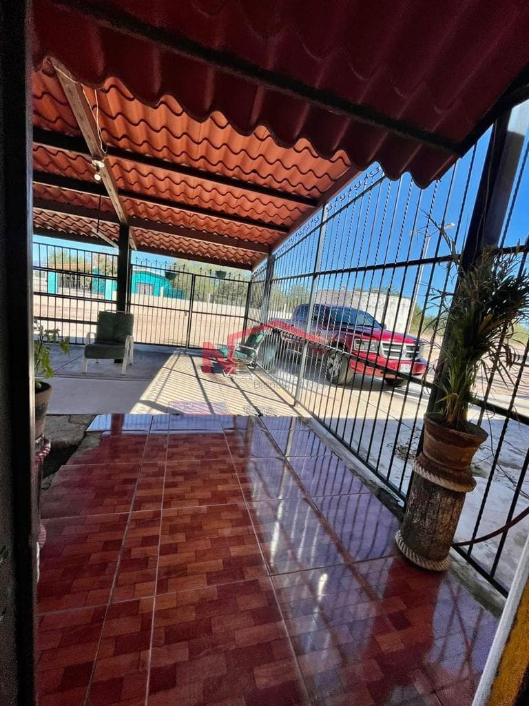 COLONIAL-STYLE HOTEL FOR RENT ON THE URES HIGHWAY AT KM 54