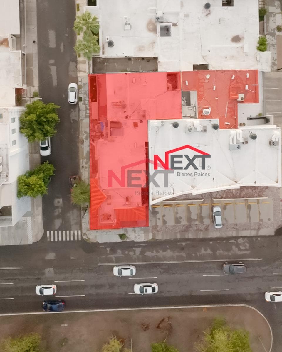 PROPERTY FOR SALE ON MORELOS BOULEVARD