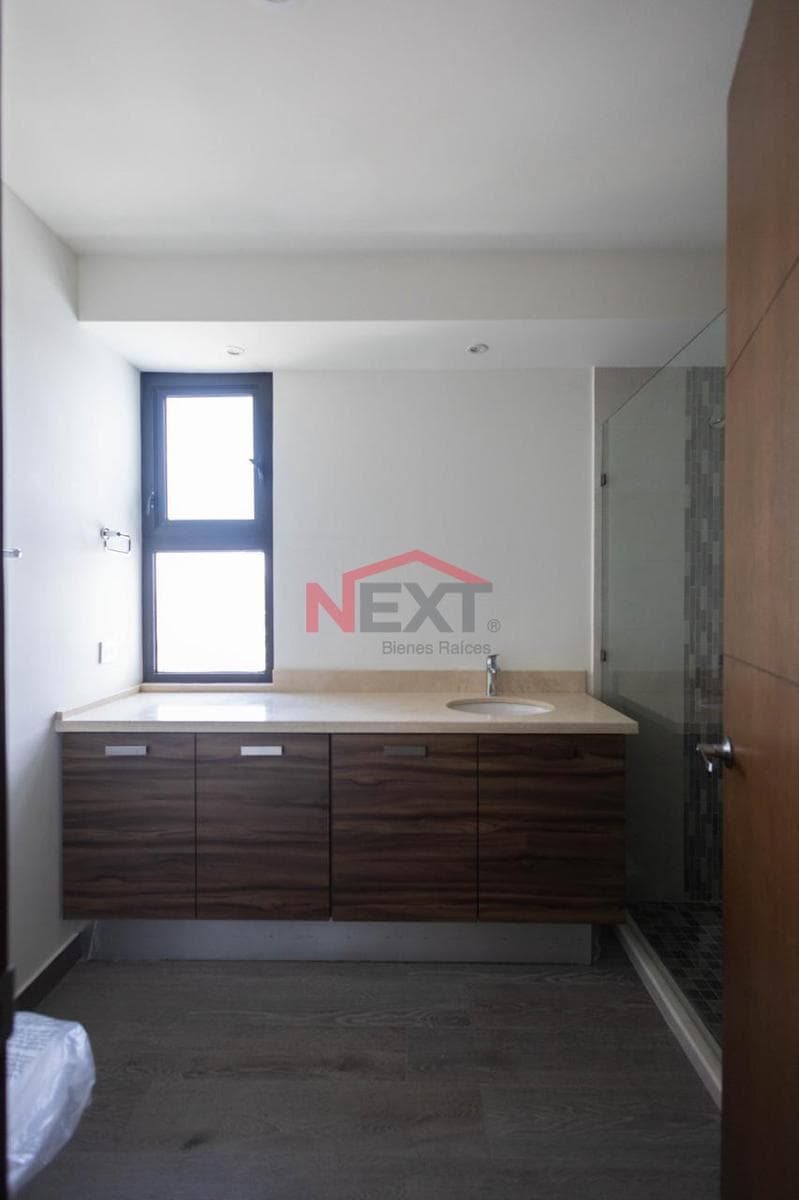 APARTMENT FOR SALE IN PARKVIEW