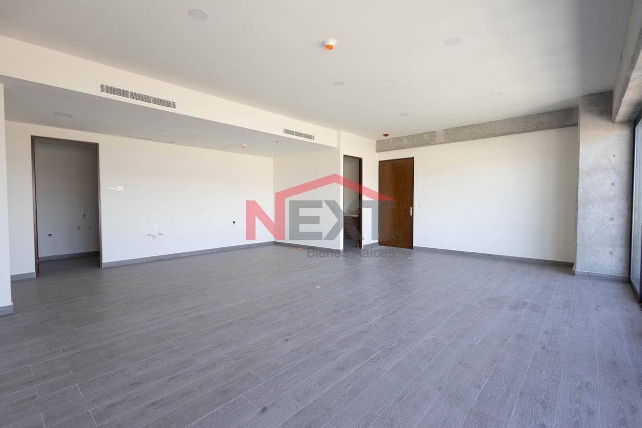 APARTMENT FOR SALE IN PARKVIEW