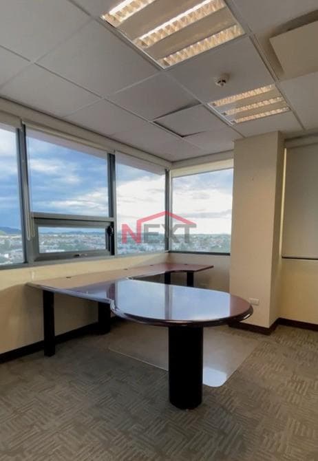 OFFICE FOR RENT AT THE LAS PALMAS BUSINESS CENTER