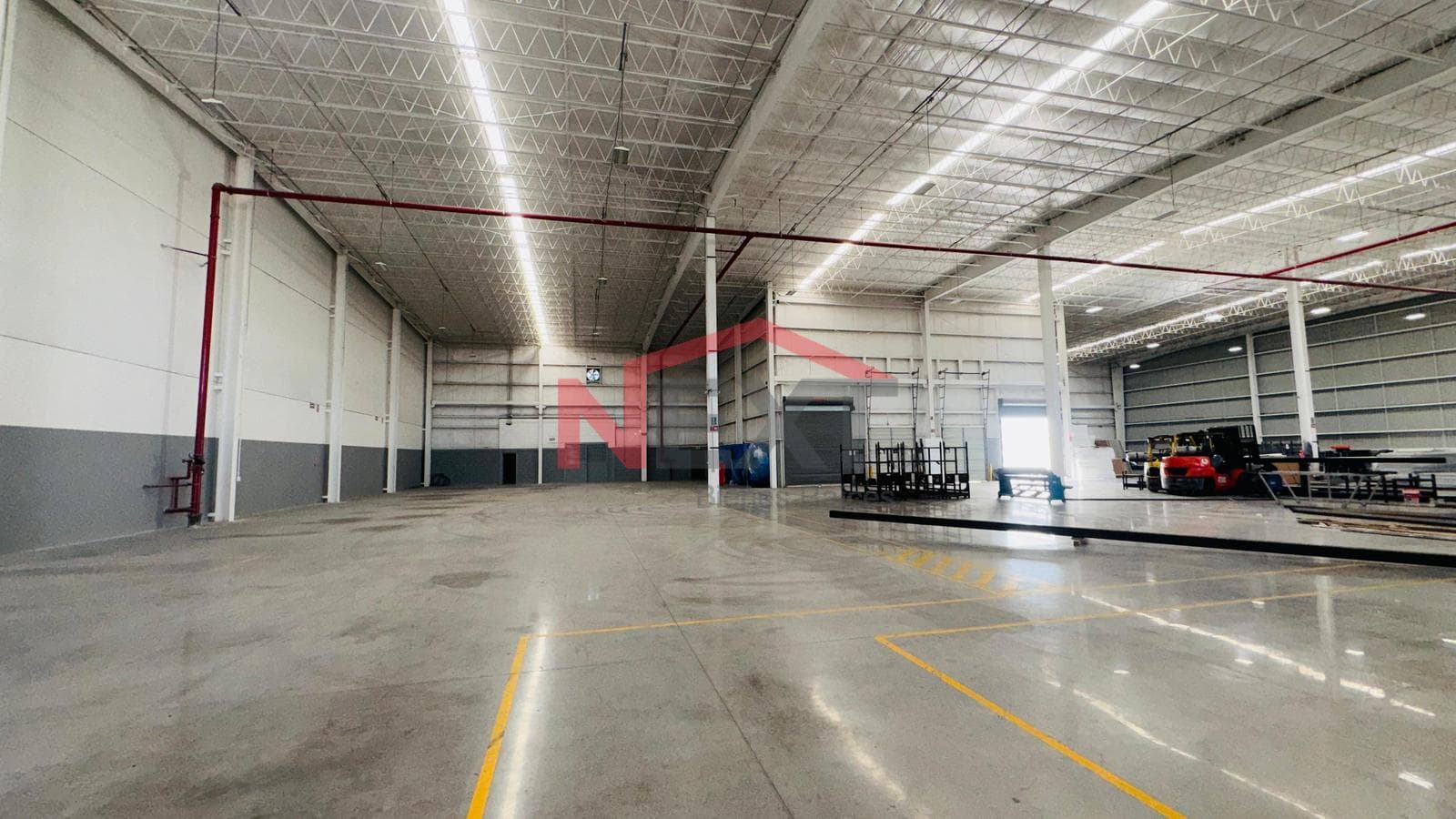 Industrial Warehouse for Rent in Arteaga | 1,300 m² | Loading Dock | SERVER Industrial Park | Ready for Operation