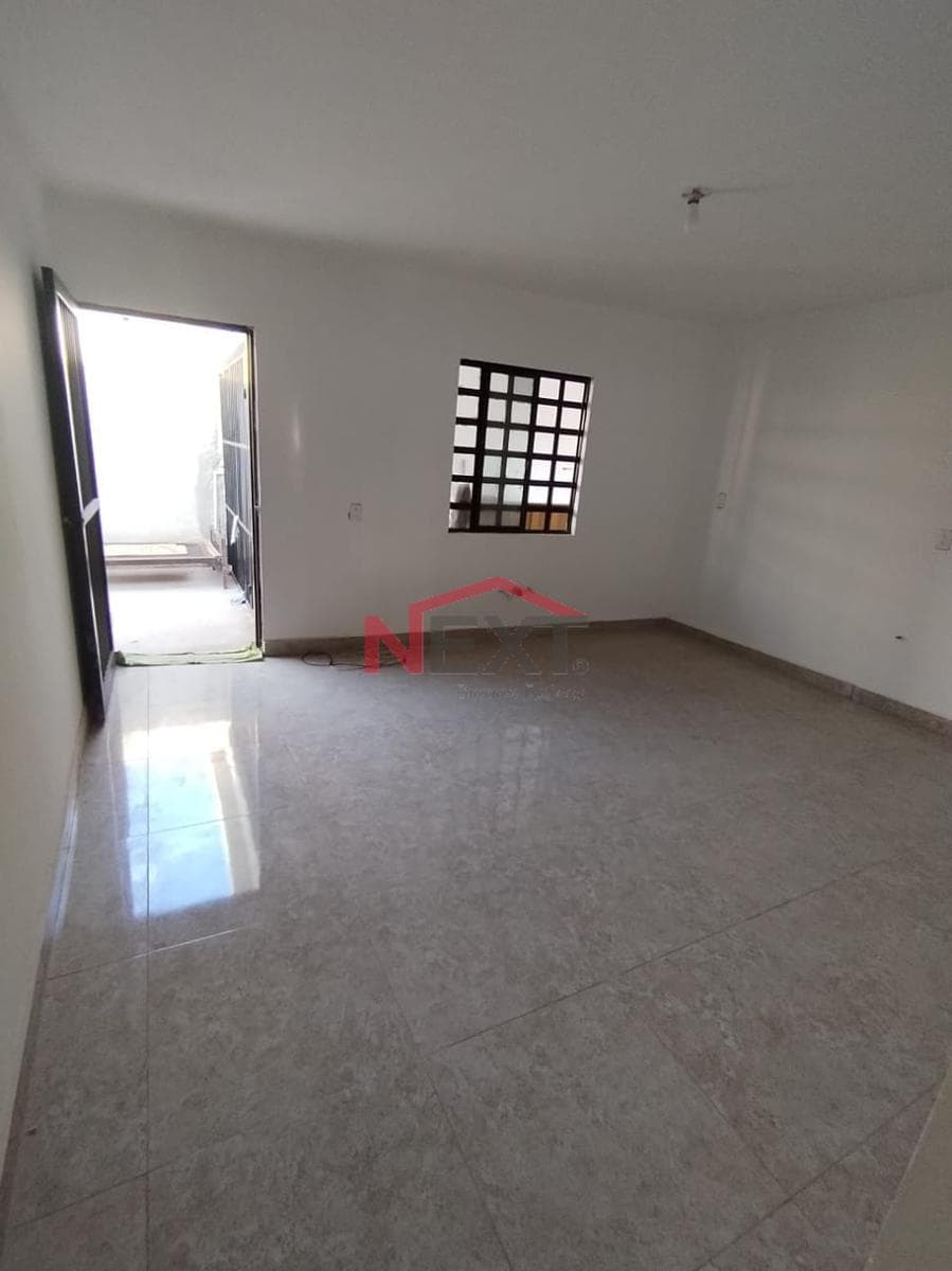 HOUSE FOR SALE IN COL. ALTARES