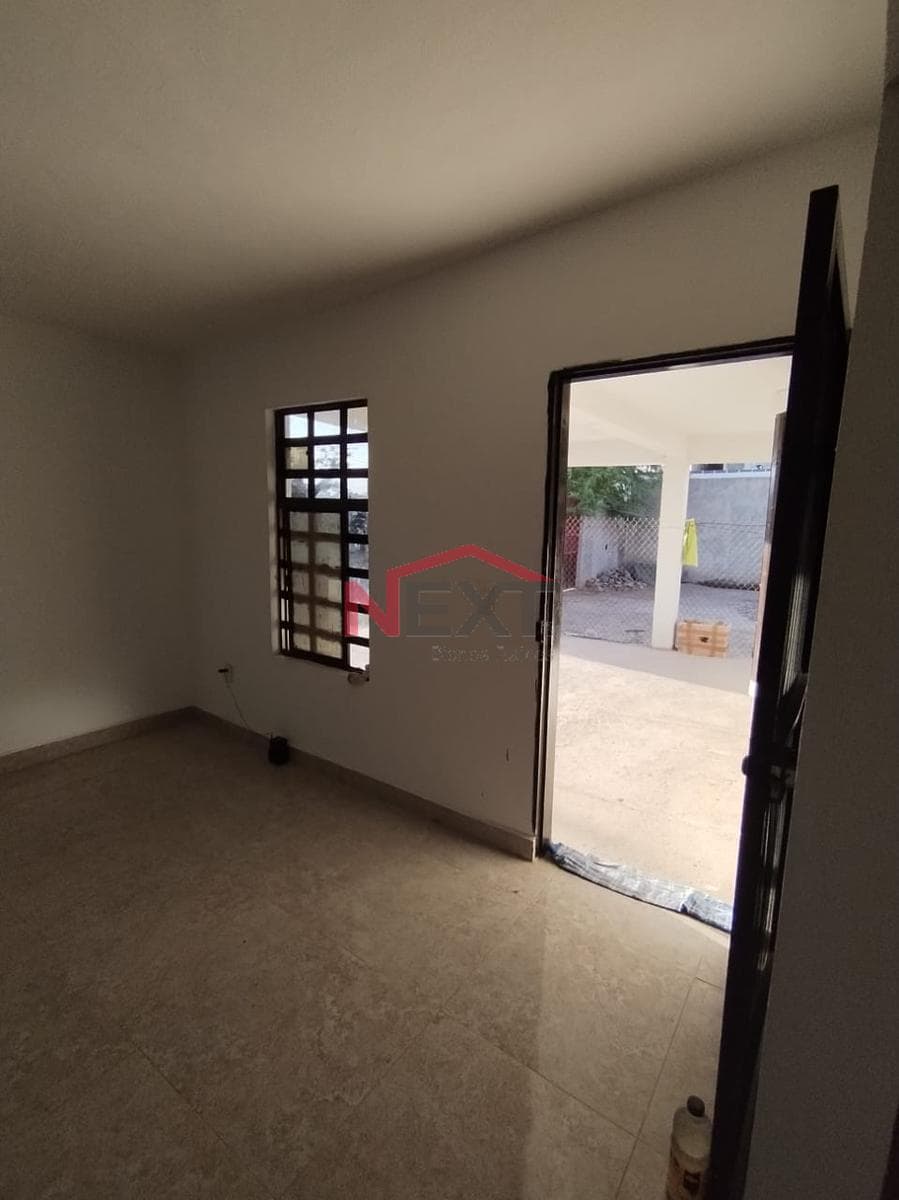 HOUSE FOR SALE IN COL. ALTARES