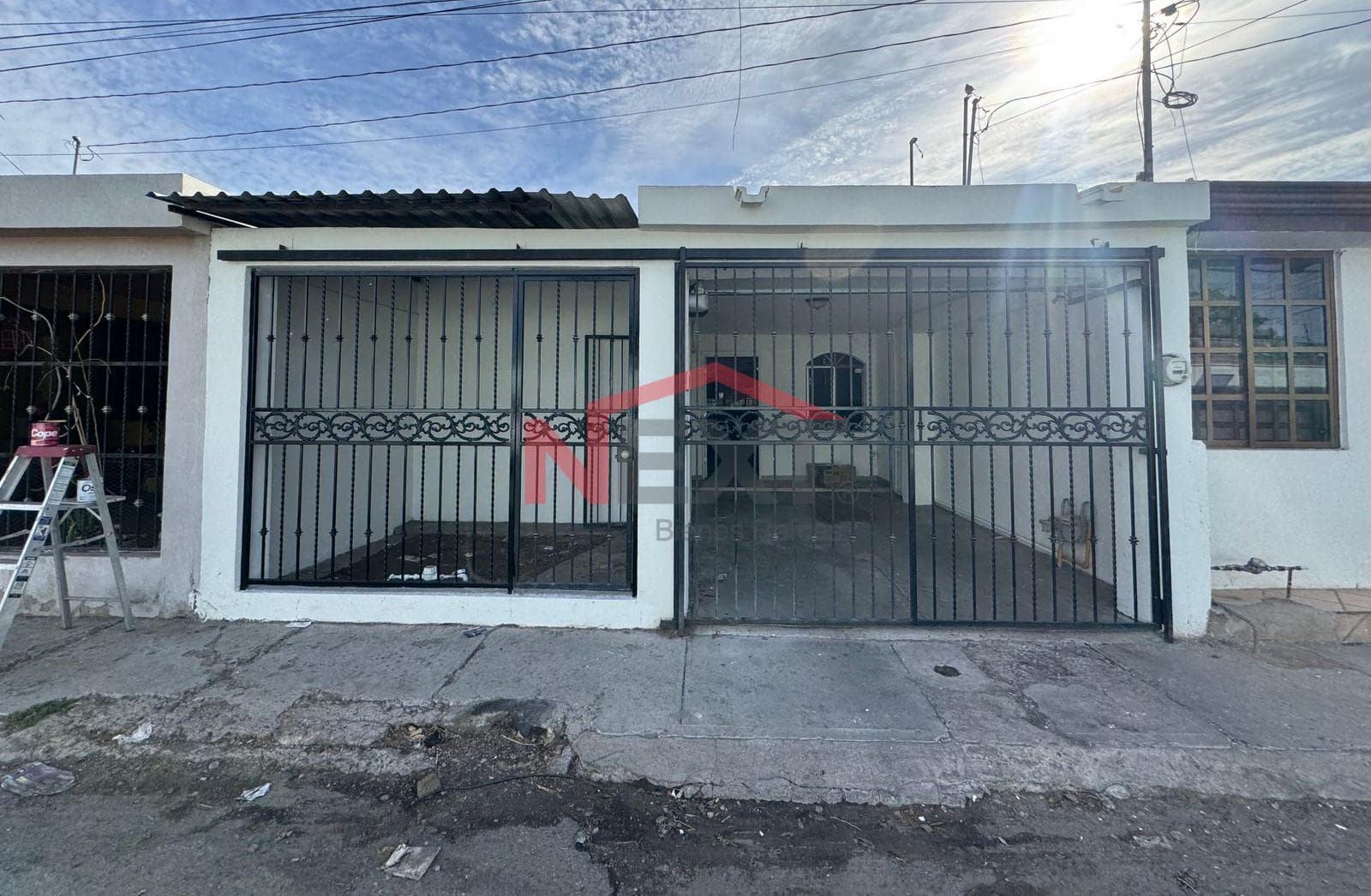 HOUSE FOR RENT IN COL. LAS GRANJAS