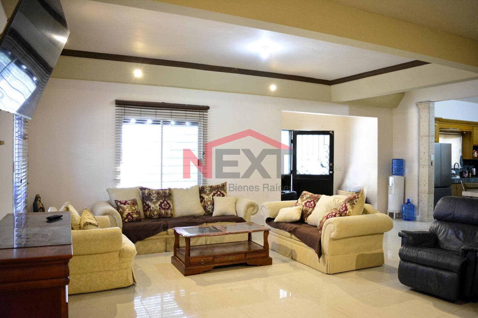 COUNTRY HOUSE FOR SALE IN SAN PEDRO EL SAUCITO