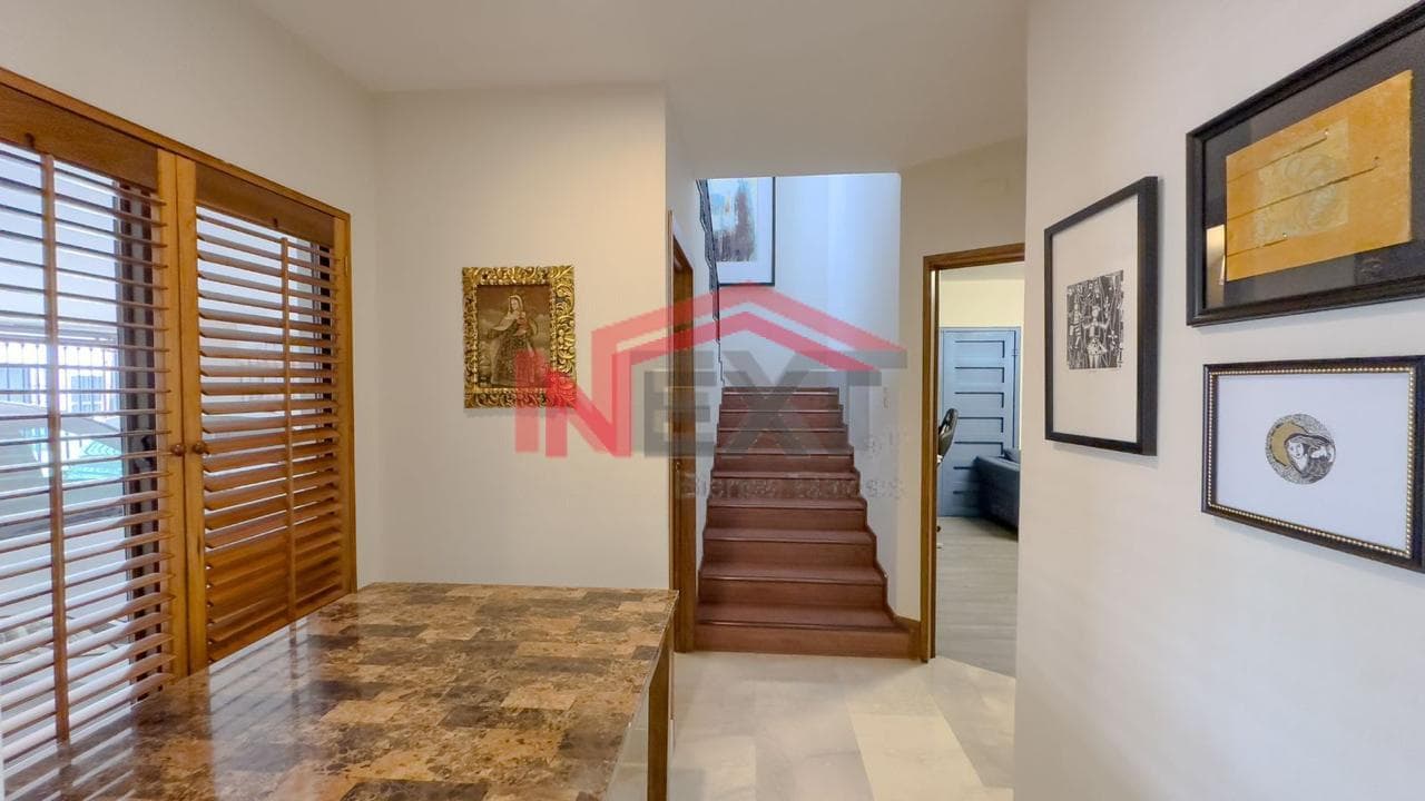 HOUSE FOR SALE IN THE LOS CANARIOS SUBDIVISION