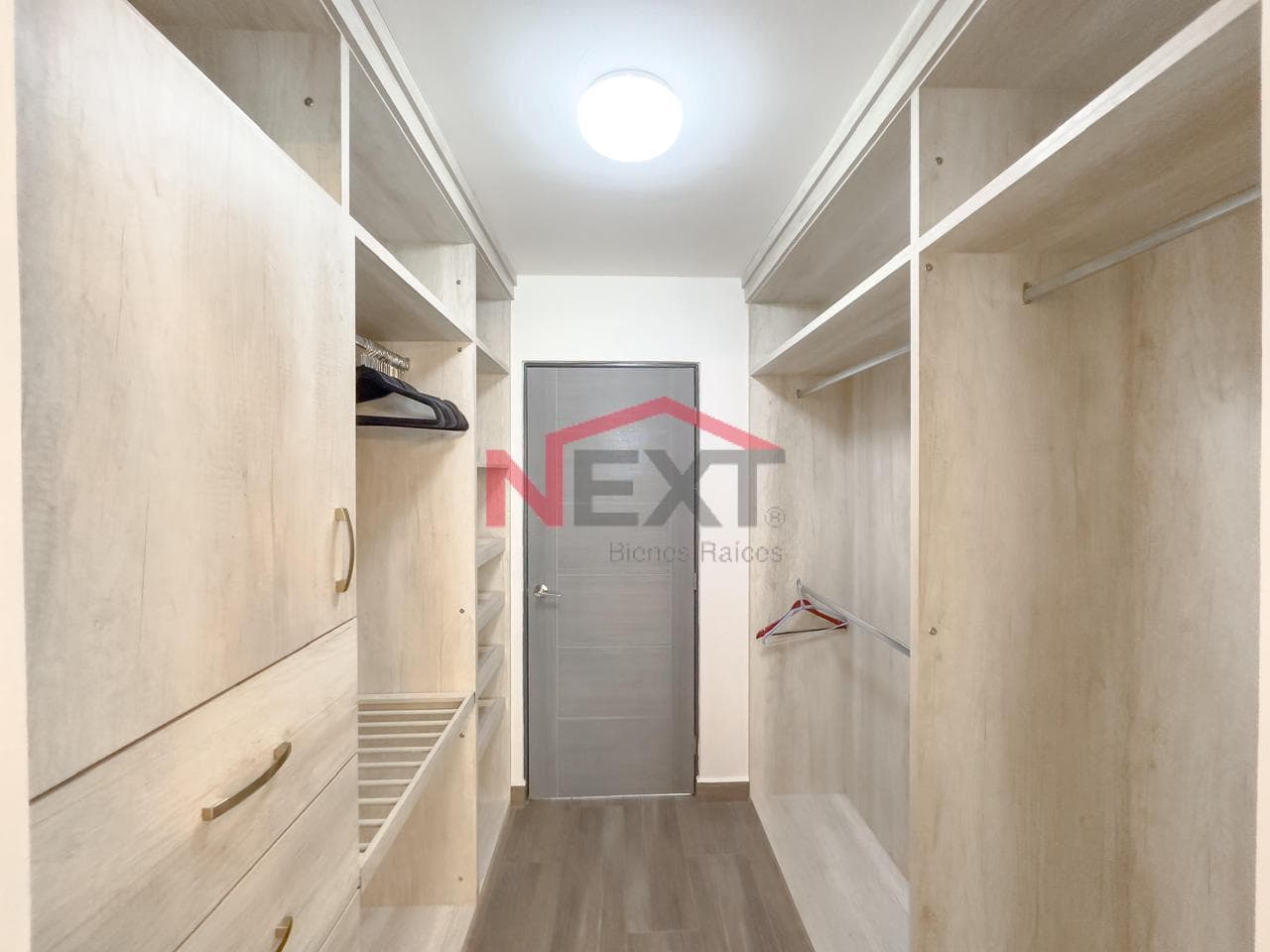 APARTMENT FOR SALE IN HEXUS