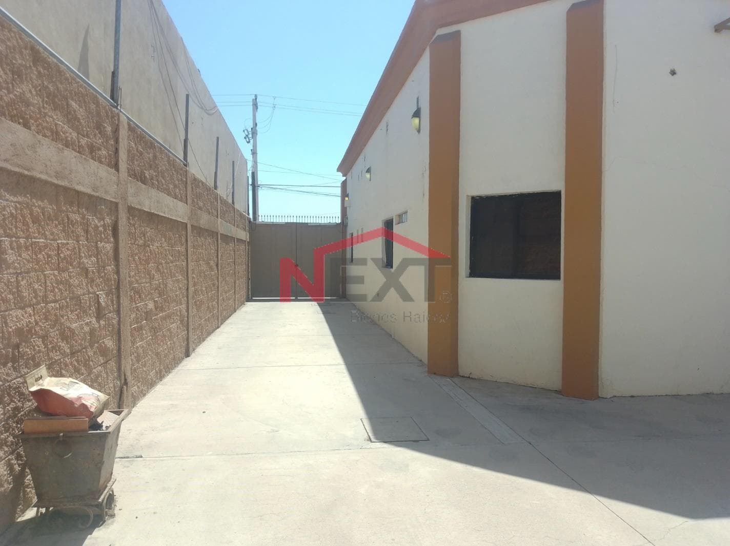 OFFICES FOR RENT IN PLAZA NAVARRETE
