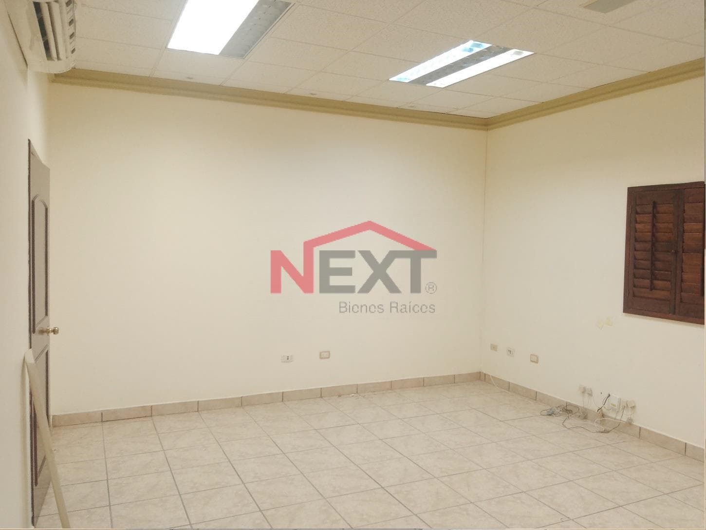 OFFICES FOR RENT IN PLAZA NAVARRETE