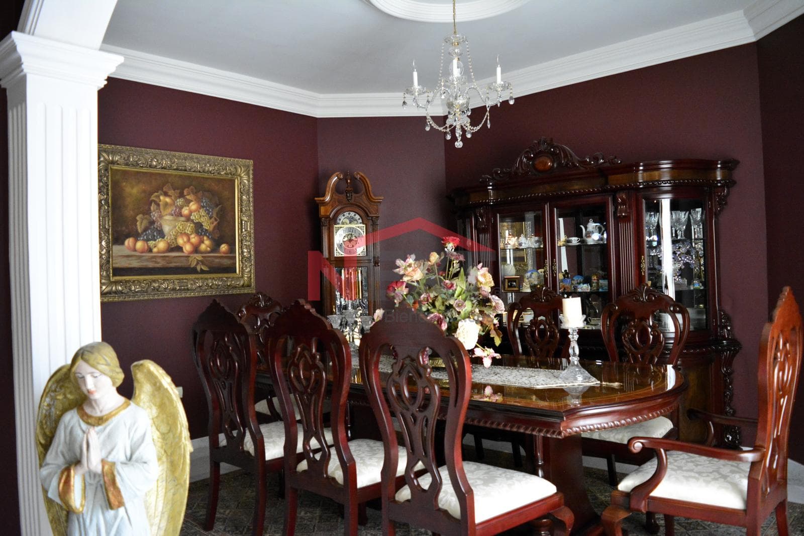 HOUSE FOR SALE IN CAMPANARIO RESIDENCIAL