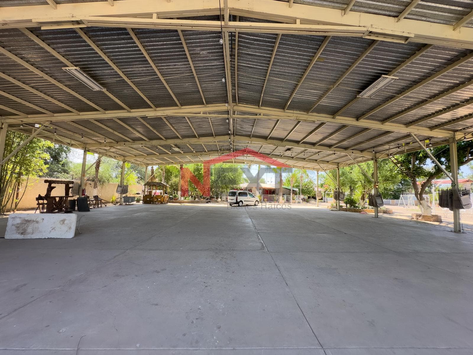 FARM FOR SALE IN THE MINITAS NEIGHBORHOOD