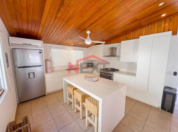 HOUSE FOR SALE IN BAHIA DE KINO ON THE BEACHFRONT