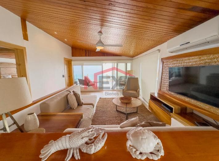 HOUSE FOR SALE IN BAHIA DE KINO ON THE BEACHFRONT