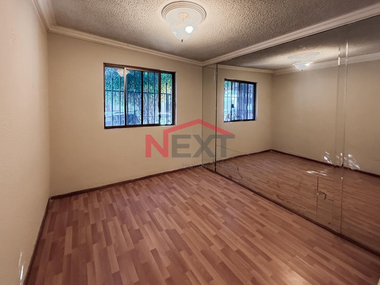 HOUSE FOR SALE IN COL. SANTA FE