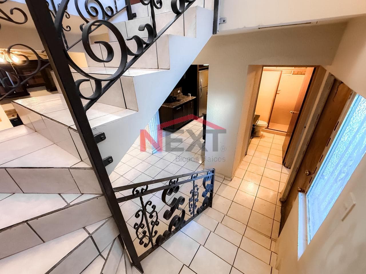 HOUSE FOR SALE IN COL. SANTA FE