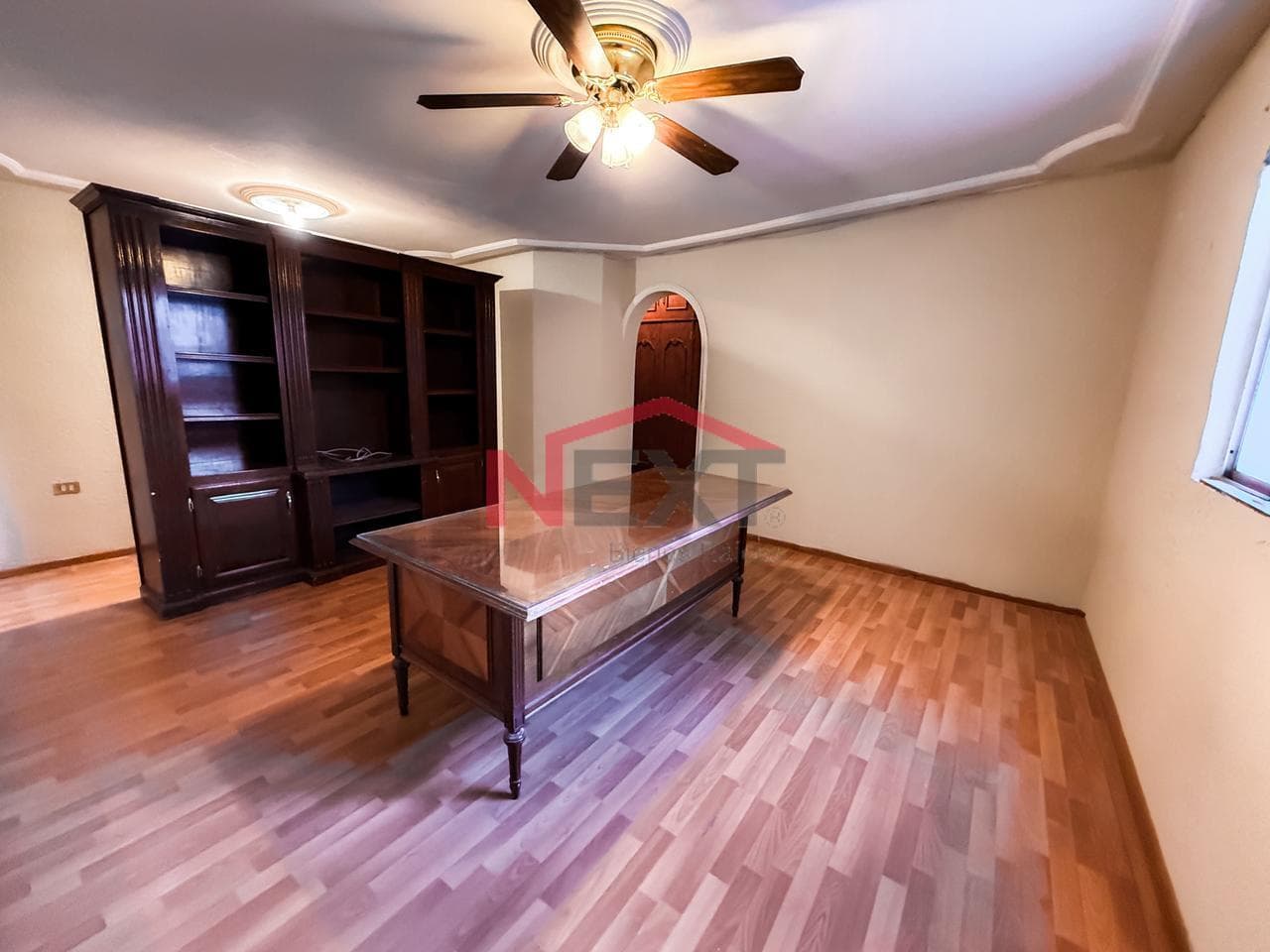 HOUSE FOR SALE IN COL. SANTA FE