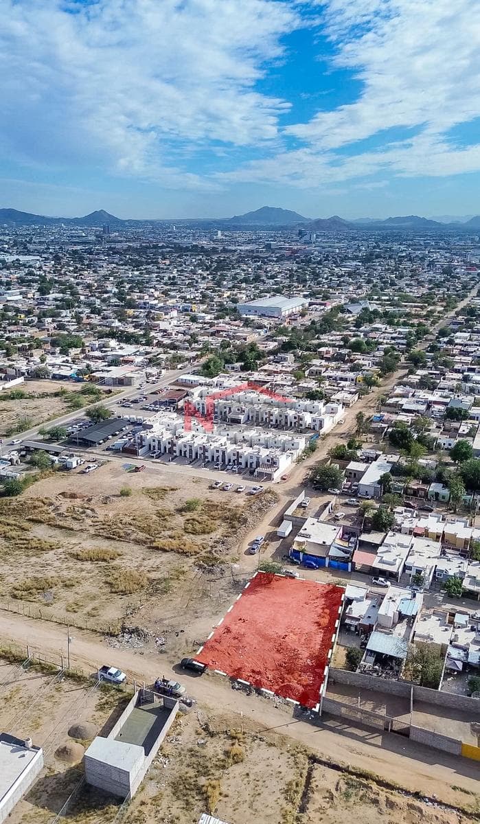 LAND FOR SALE IN THE SAHUARO NEIGHBORHOOD