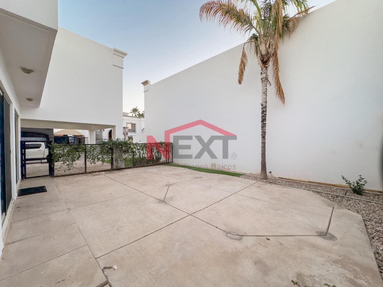 HOUSE FOR SALE IN LA RIOJA RESIDENTIAL