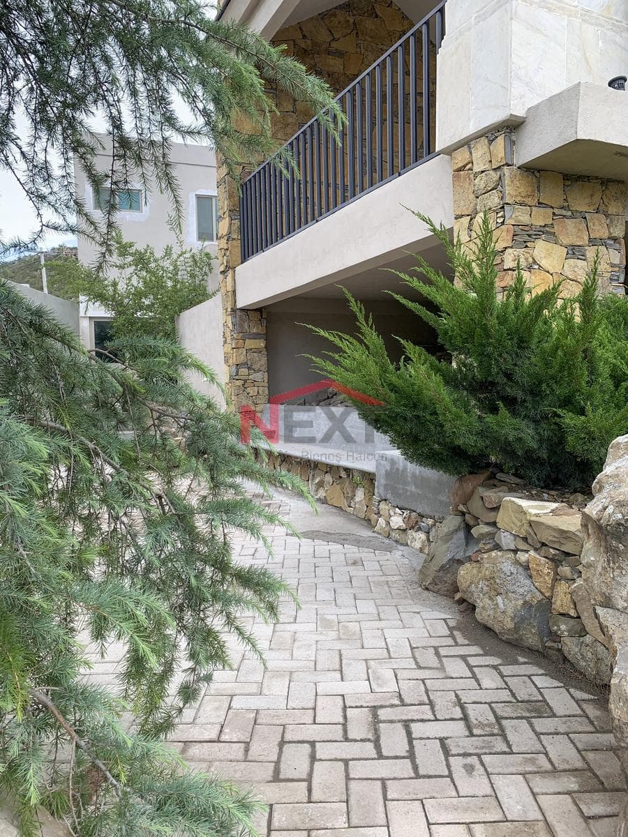 House with a Bedroom on the Ground Floor
