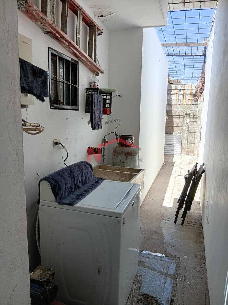 RENTAL OF A HOUSE LOCATED IN THE ALTAR NEIGHBORHOOD