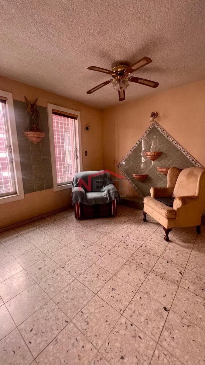 House for sale in Pitic