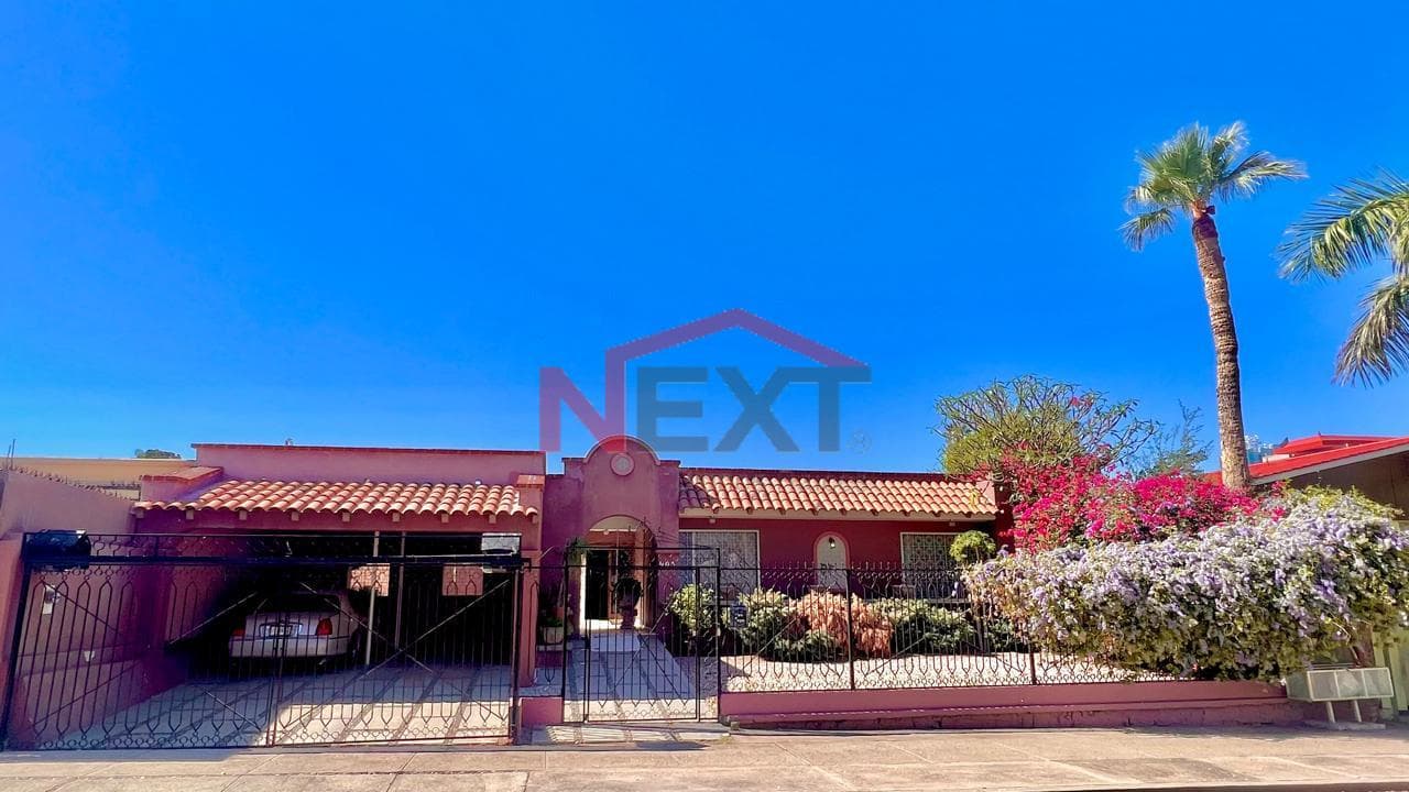 House for sale in Pitic