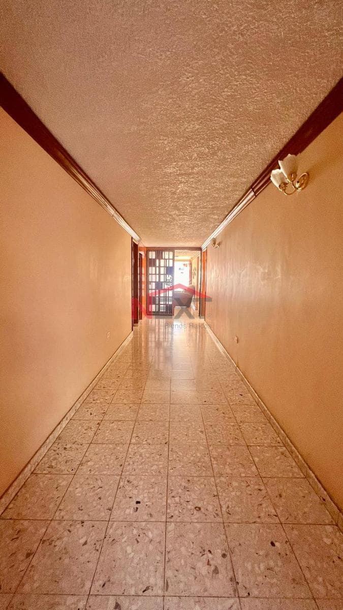House for sale in Pitic