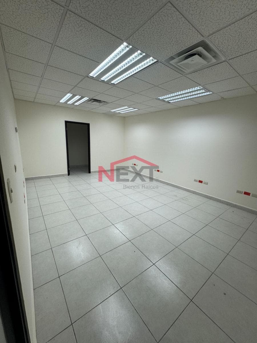 OFFICE FOR RENT IN GRAN PLAZA