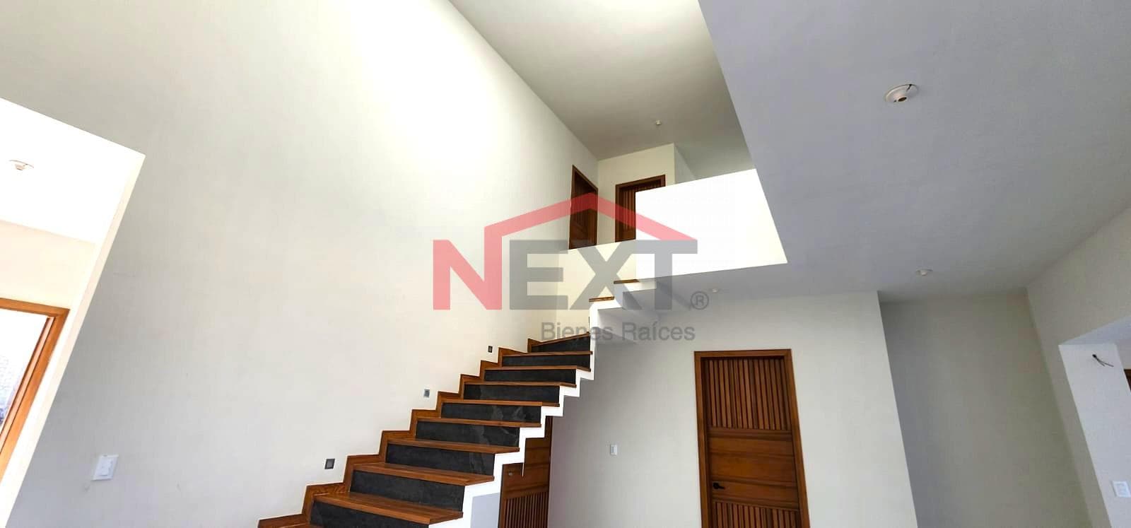 ???? Luxury Home, La Escondida – 4 Bedrooms, 1 on the Ground Floor! DOUBLE HEIGHT ????