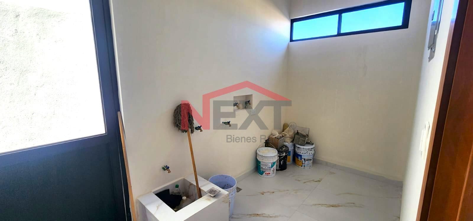 ???? Luxury Home, La Escondida – 4 Bedrooms, 1 on the Ground Floor! DOUBLE HEIGHT ????
