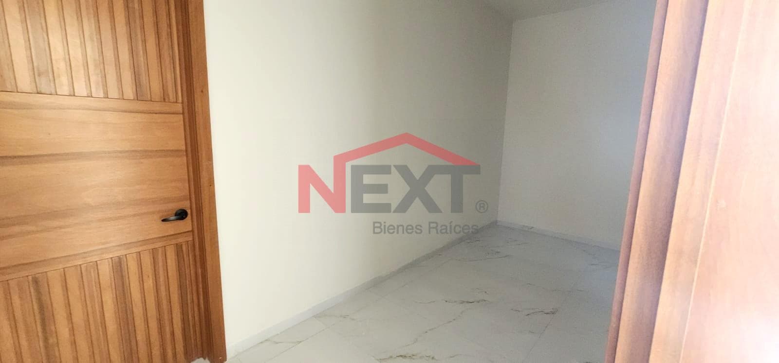 ???? Luxury Home, La Escondida – 4 Bedrooms, 1 on the Ground Floor! DOUBLE HEIGHT ????
