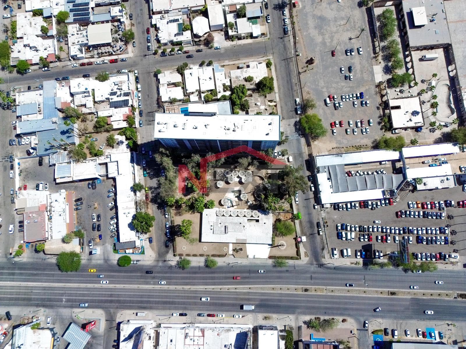 HOUSE FOR SALE ON KINO BOULEVARD