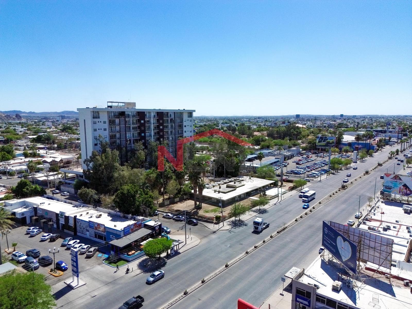 HOUSE FOR SALE ON KINO BOULEVARD