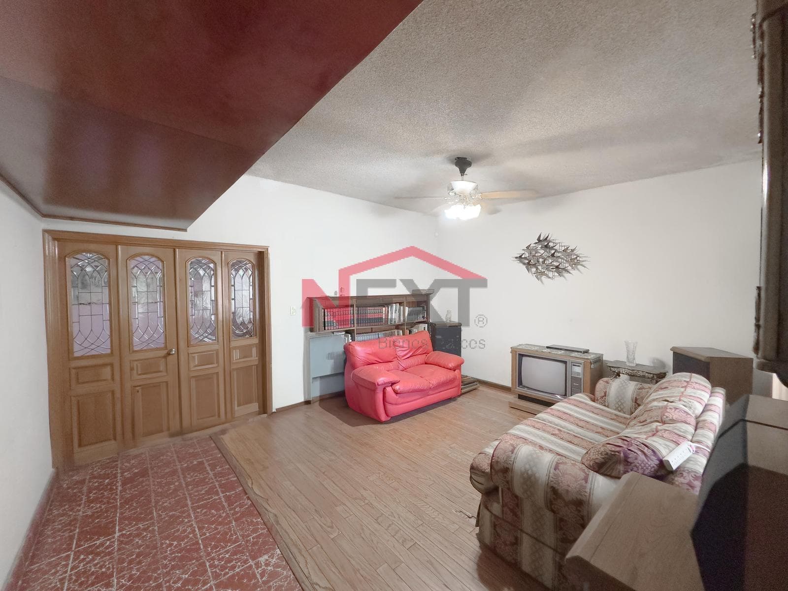 HOUSE FOR SALE IN COL. SAN BENITO